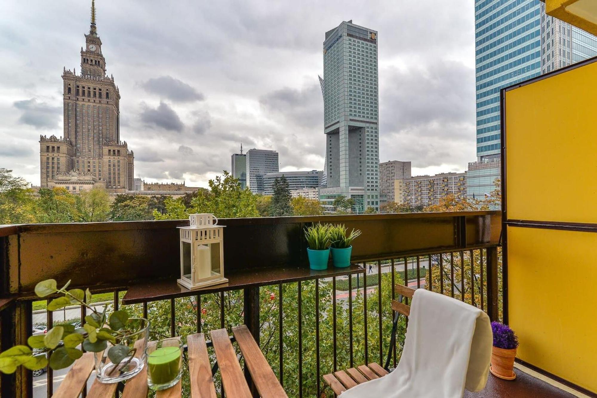 Cozy With Balcony - Palace Of Culture By Rent Like Apartamento Varsovia