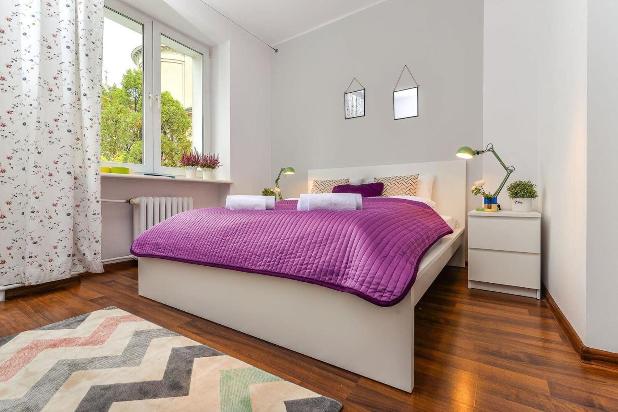 Cozy With Balcony - Palace Of Culture By Rent Like Apartamento