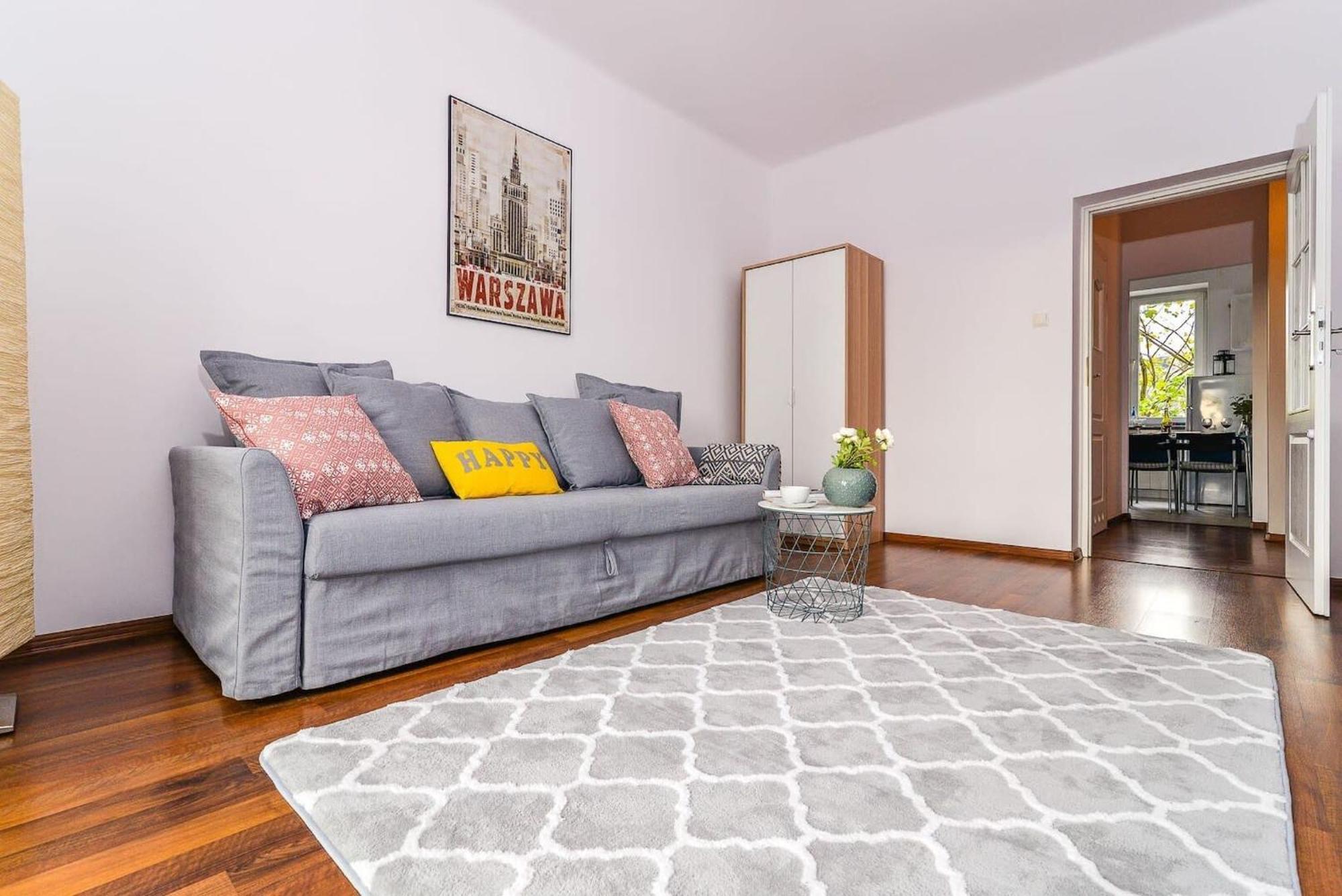 Cozy With Balcony - Palace Of Culture By Rent Like *